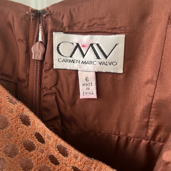 Dressy with a shimmer - Picture 2 of 3